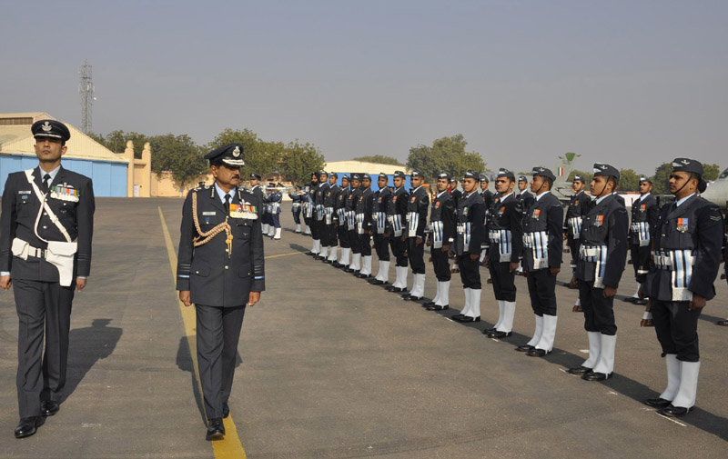 Air Chief Visits Jodhpur Airbase