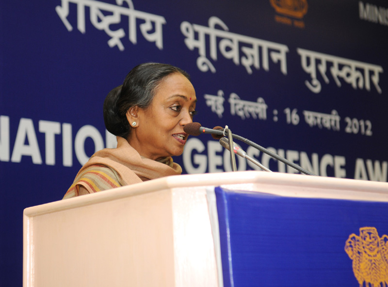 The Speaker, Lok Sabha, Smt. Meira Kumar addressing at the presentation ceremony of..