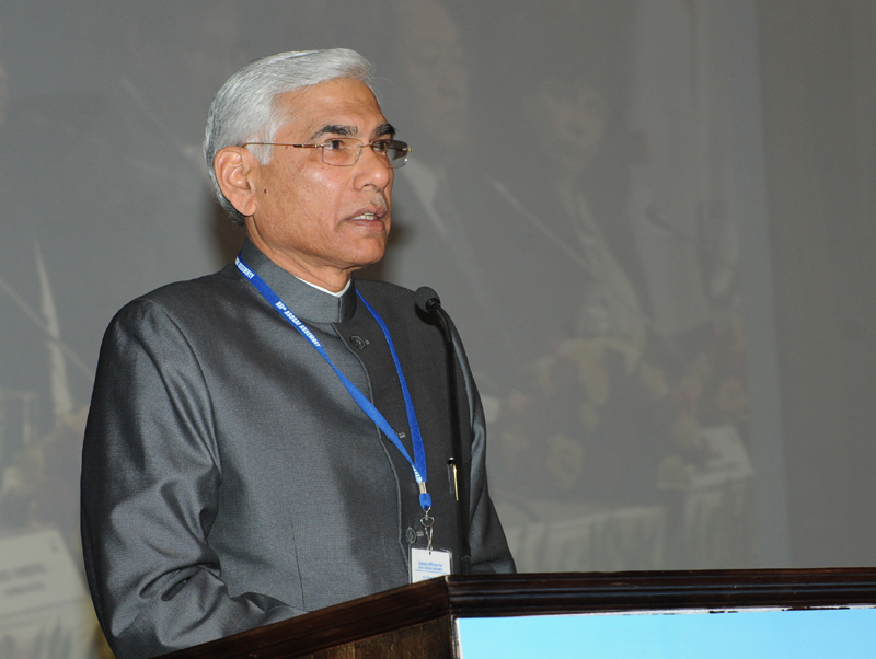 The Comptroller and Auditor General of India, Shri Vinod Rai addressing at the inaugural..