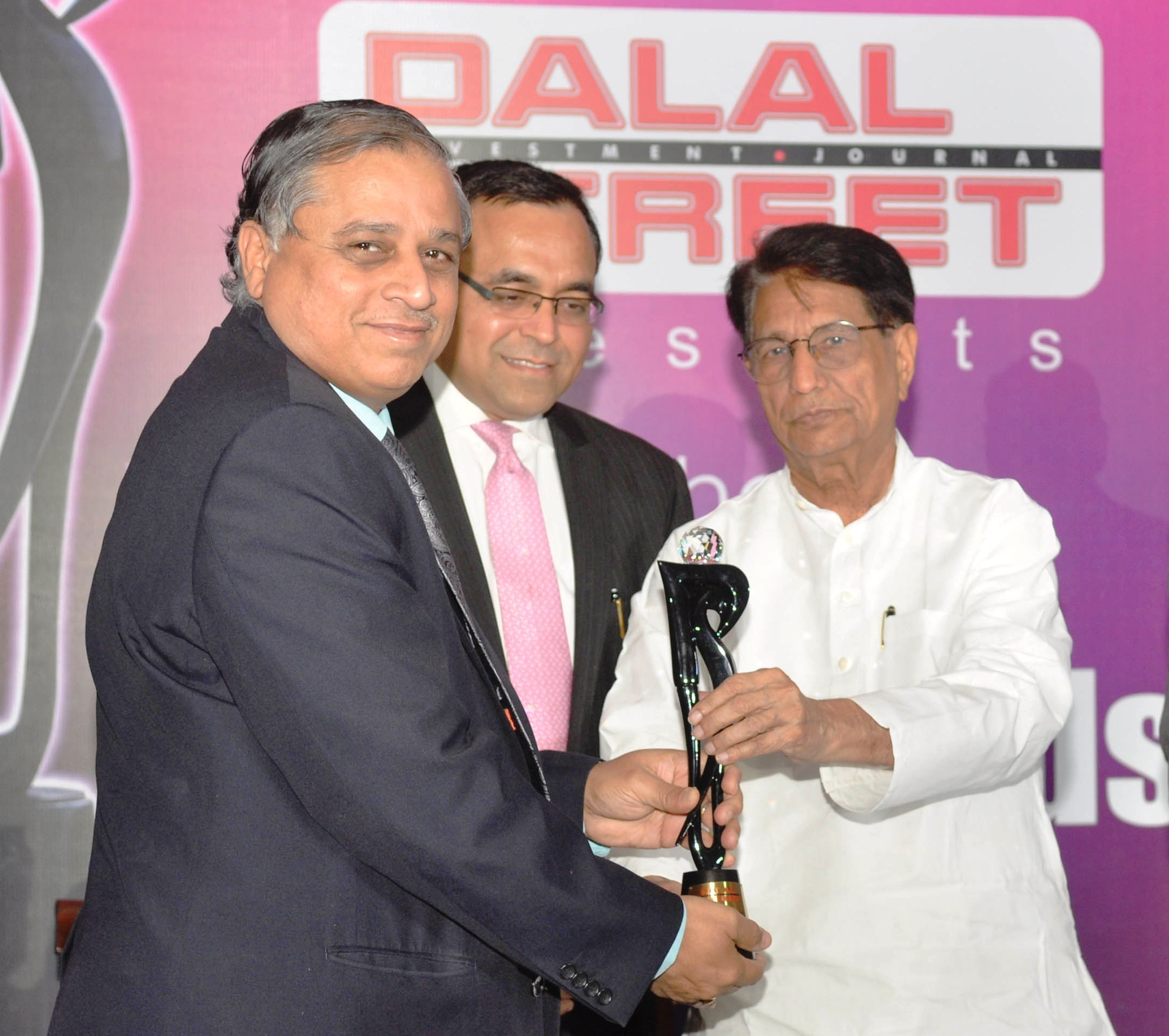 Bharat Heavy Electricals Limited (BHEL) has been awarded the DSIJ Award...