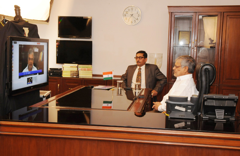 The Union Minister for Road Transport & Highways, Dr. C.P. Joshi initiated the citizen dialogue on Google Hangout, in New Delhi