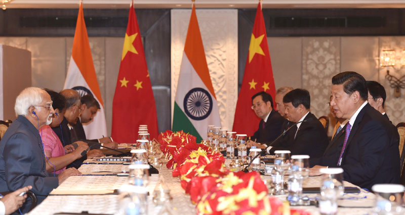 The Vice President, Shri Mohd. Hamid Ansari meeting the Chinese President, ...