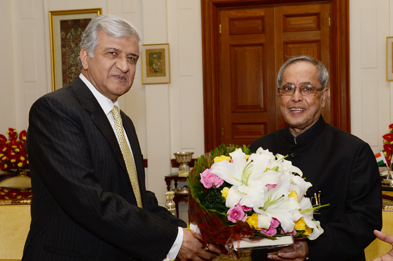 The President, Shri Pranab Mukherjee meeting the Governor of Meghalaya, ...