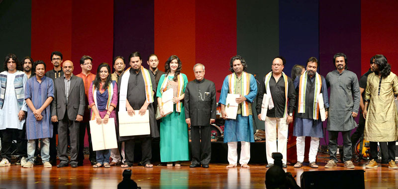 The President, Shri Pranab Mukherjee with the SAARC Band Artists, in New Delhi
