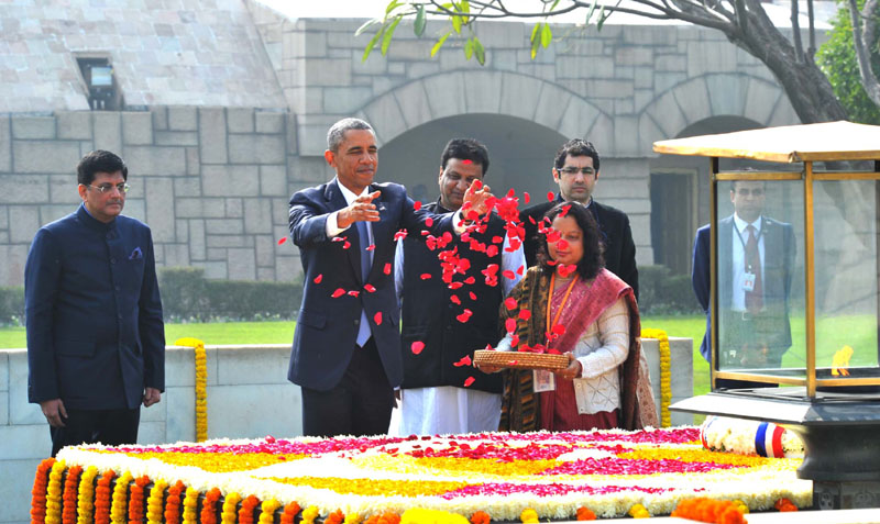 The US President, Mr. Barack Obama paying floral tributes at the Samadhi of ..