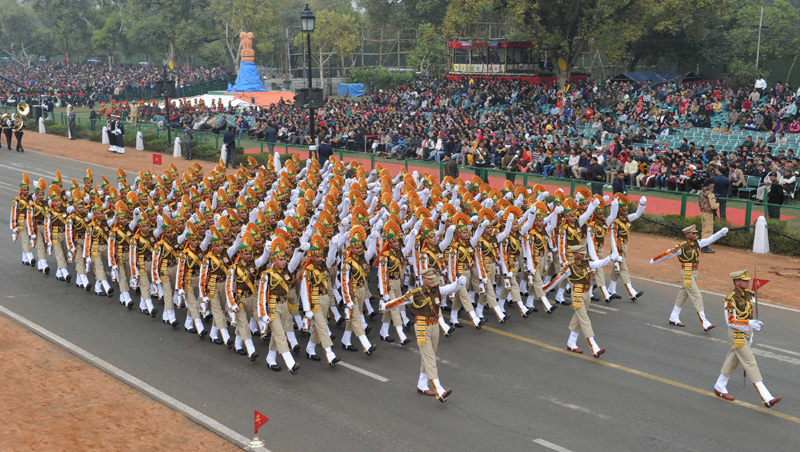 The Border Security Force marching contingent passes through the Rajpath during the full dress rehearsal for the Republic Day Parade-2015, in New Delhi