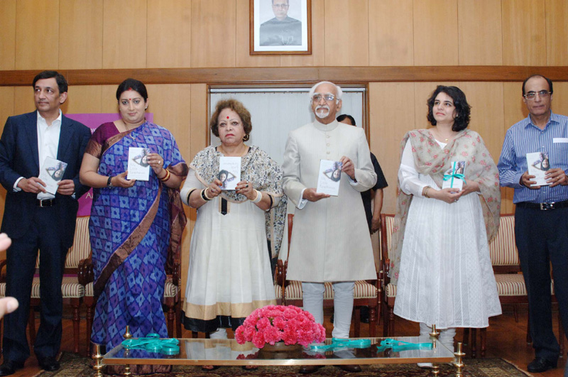 The Vice President, Shri Mohd. Hamid Ansari releasing a book entitled ..