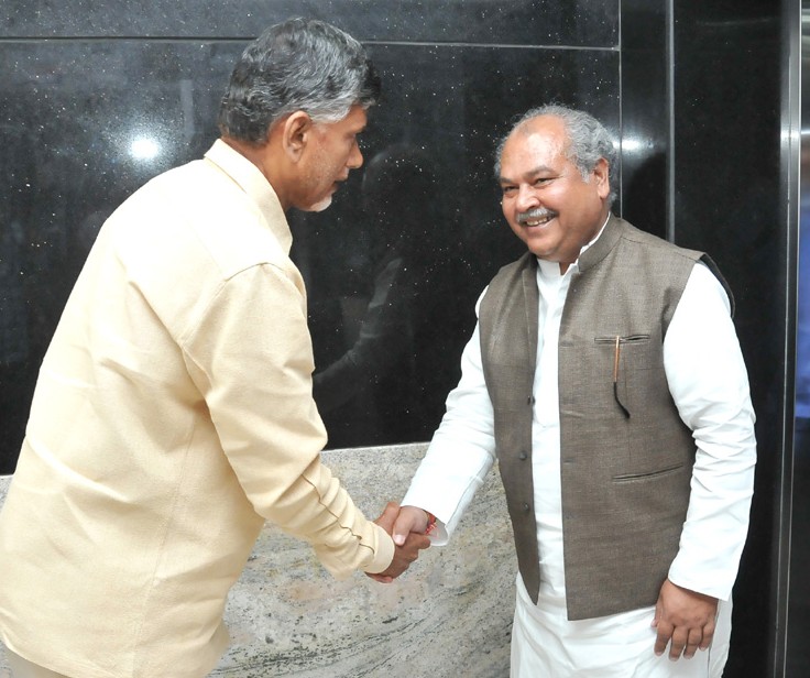 The Union Minister for Mines and Steel, Shri Narendra Singh Tomar meeting the..