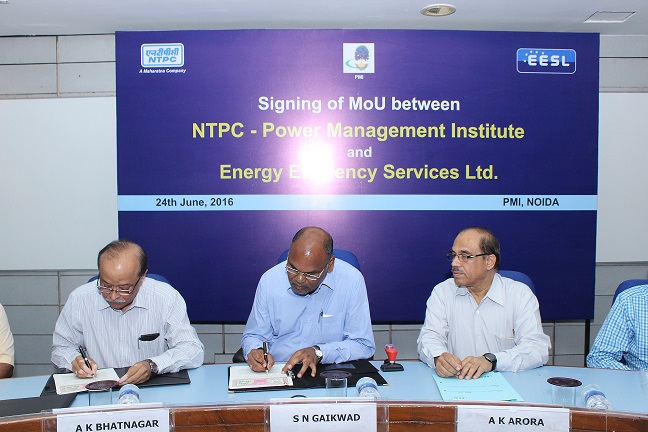 MOU SIGNED FOR TRAINING BETWEEN NTPC AND EESL