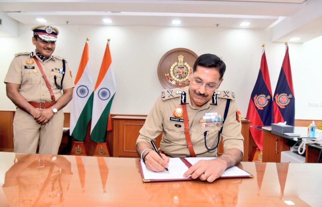 Sanjay Arora IPS takes over charge as Commissioner of Police, Delhi